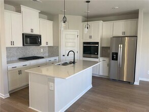 2294 Grape Vine Wy in Braselton, GA - Building Photo - Building Photo
