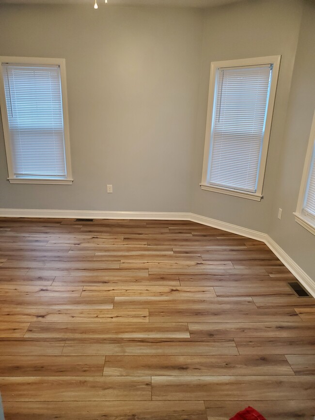 85 Court St in Whitman, MA - Building Photo - Building Photo