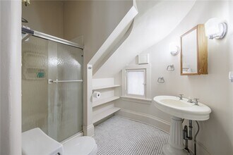 18 Vick Park B in Rochester, NY - Building Photo - Building Photo