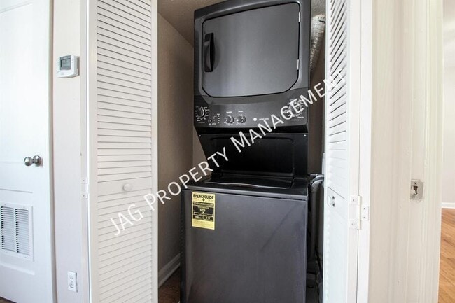 2761 St Johns Ave in Jacksonville, FL - Building Photo - Building Photo