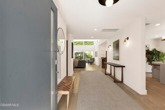 4500 Stark Ave in Los Angeles, CA - Building Photo - Building Photo