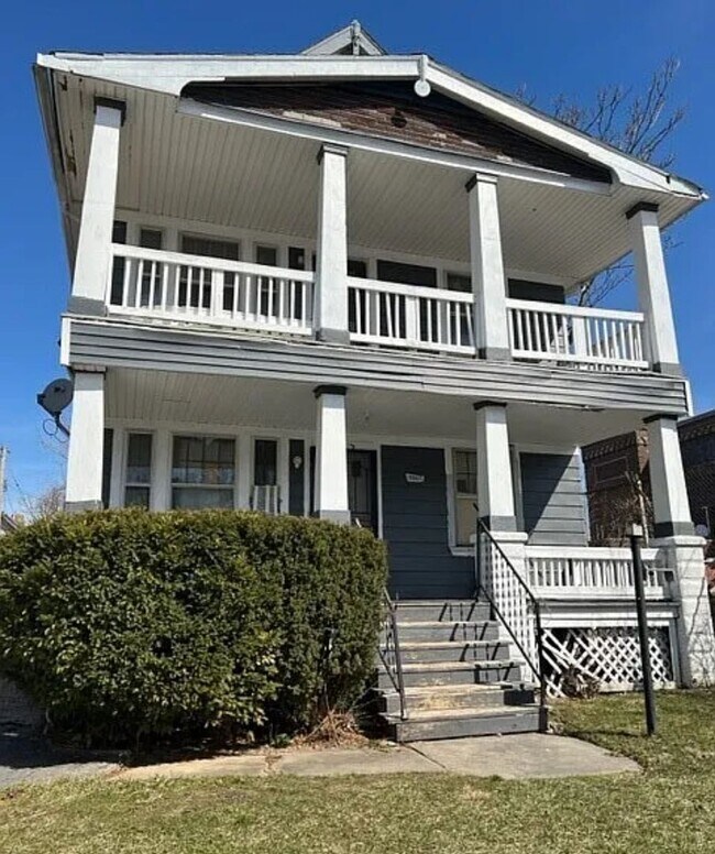 property at 10005 Mt Auburn Ave