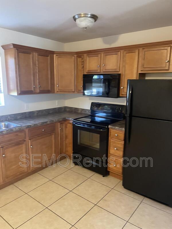 property at 3 Village Dr
