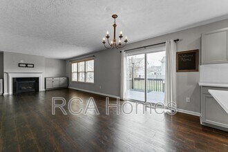 7827 Wedgetail Drive in Zionsville, IN - Building Photo - Building Photo