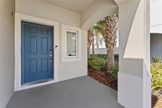 7103 Grand Elm Dr in Riverview, FL - Building Photo - Building Photo