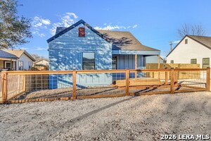 1805 Texas in San Antonio, TX - Building Photo