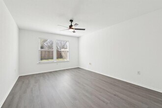 2403 Andrea Woods Cove in Austin, TX - Building Photo - Building Photo