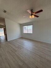 7822 Desert Springs Ct SW in Albuquerque, NM - Building Photo - Building Photo