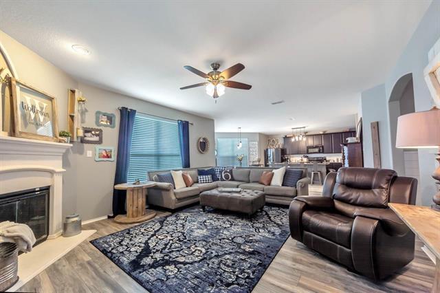 2124 Dewitt Ln in Aubrey, TX - Building Photo - Building Photo
