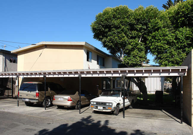 5361 Perkins Rd in Oxnard, CA - Building Photo - Building Photo