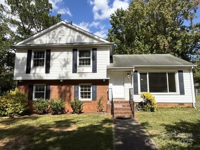 property at 6201 Bonnybrook Ln
