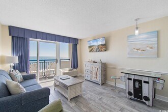 2300 N Ocean Blvd in Myrtle Beach, SC - Foto de edificio - Building Photo