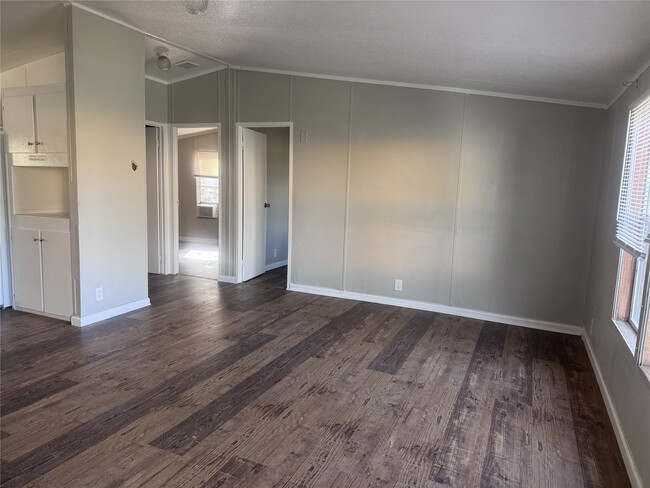 934 Queenswood St in Montgomery, TX - Building Photo - Building Photo