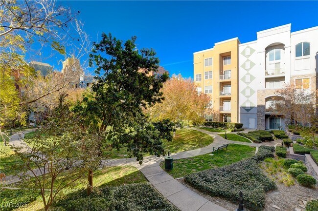 56 E Serene Ave in Las Vegas, NV - Building Photo - Building Photo