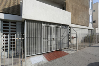 840 S Ardmore Ave in Los Angeles, CA - Building Photo - Building Photo