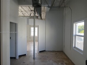 1164 Normandy Dr-Unit -2 in Miami Beach, FL - Building Photo - Building Photo