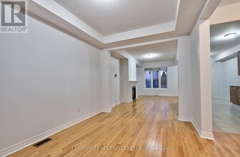 680 KRAWCHUK Crescent in Oshawa, ON - Building Photo - Building Photo