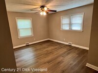 2029 Lynn Lea Rd photo'