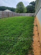1002 Milldale Square Rd in Dandridge, TN - Building Photo - Building Photo