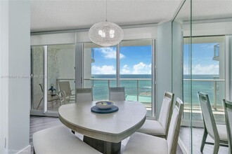 16445 Collins Ave in Sunny Isles Beach, FL - Building Photo - Building Photo