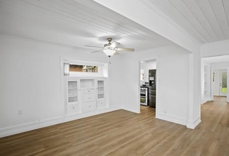331 S Olive St in Orange, CA - Building Photo - Building Photo