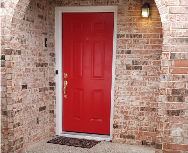 property at 4710 Cashel Cir