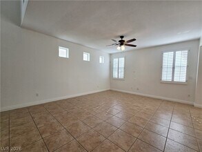 6291 Dollar Bill Ct in Las Vegas, NV - Foto de edificio - Building Photo