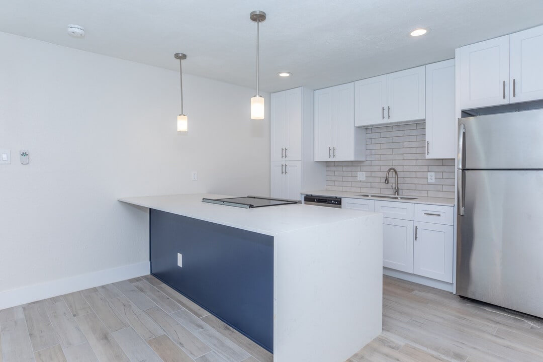 The Block At Montrose in Houston, TX - Building Photo