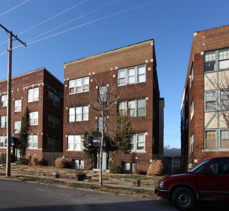 520-522 W 39th Ter in Kansas City, MO - Building Photo