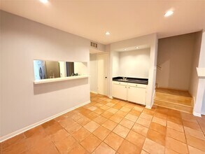 2601 S Braeswood Blvd in Houston, TX - Building Photo - Building Photo