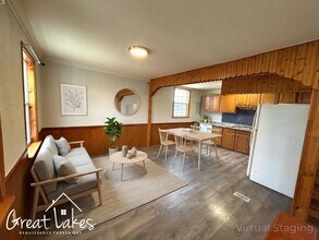 8416 Orchard Ave in Warren, MI - Building Photo - Building Photo