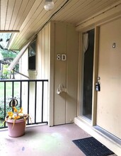 120 Hibiscus Woods Ct in Deltona, FL - Foto de edificio - Building Photo