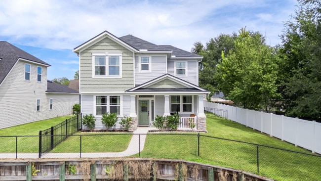 419 Vineyard Ln