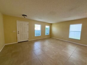 256 Canna Dr in Davenport, FL - Building Photo - Building Photo