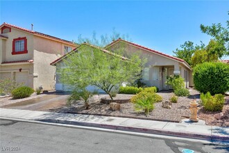 9346 Coral Berry St in Las Vegas, NV - Building Photo - Building Photo