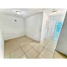 79 SW 12th St in Miami, FL - Building Photo - Building Photo