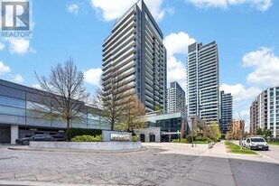 65 Oneida Crescent in Richmond Hill, ON - Building Photo