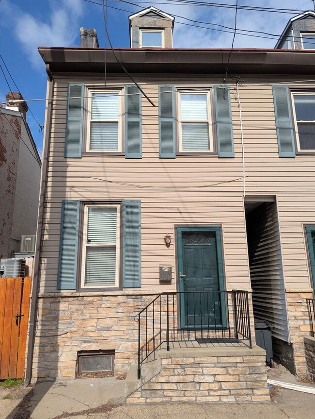 property at 118-120 S 25th St