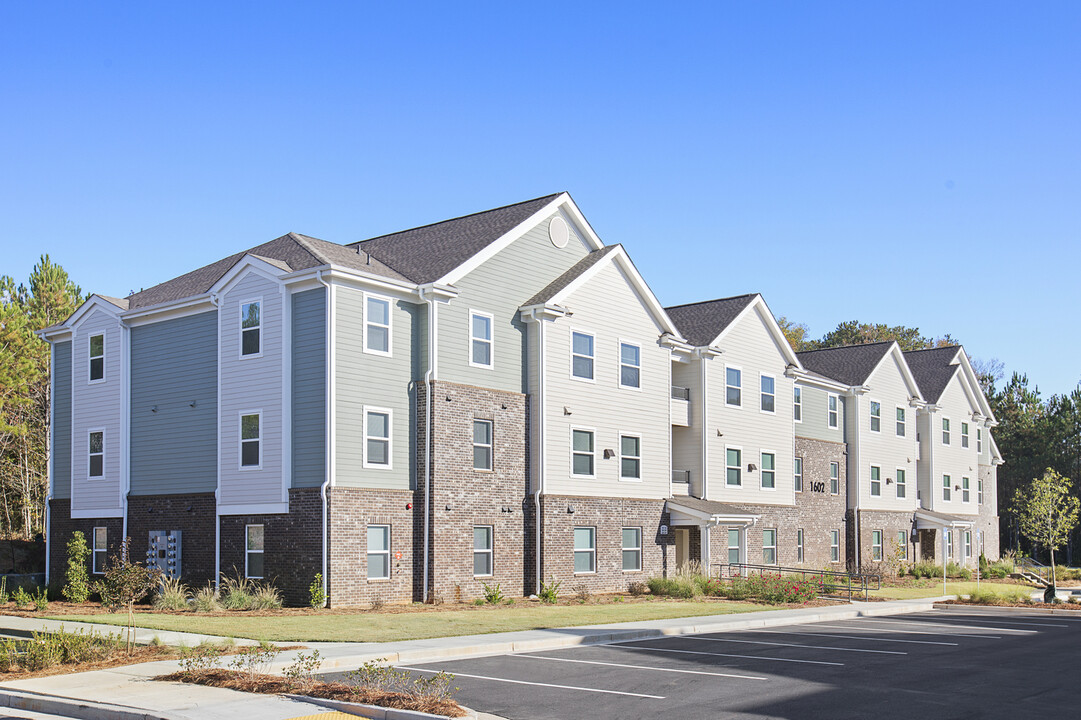 West Point Village in West Point, GA - Building Photo