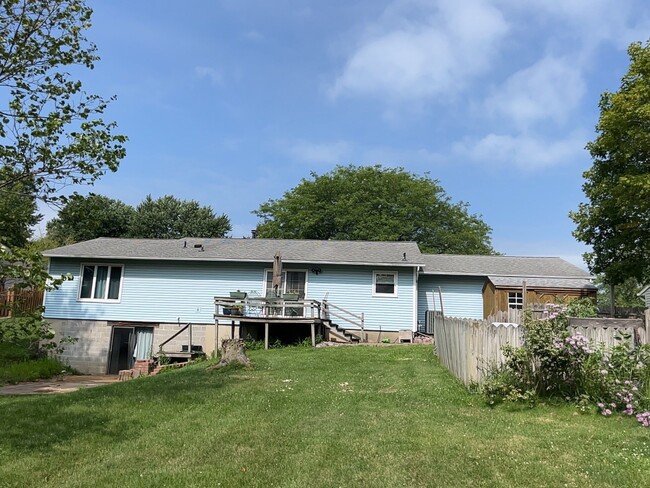 81 Covered Bridge Acres in Glenarm, IL - Building Photo - Building Photo