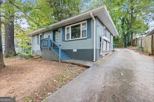 property at 1763 Pennington Pl SE