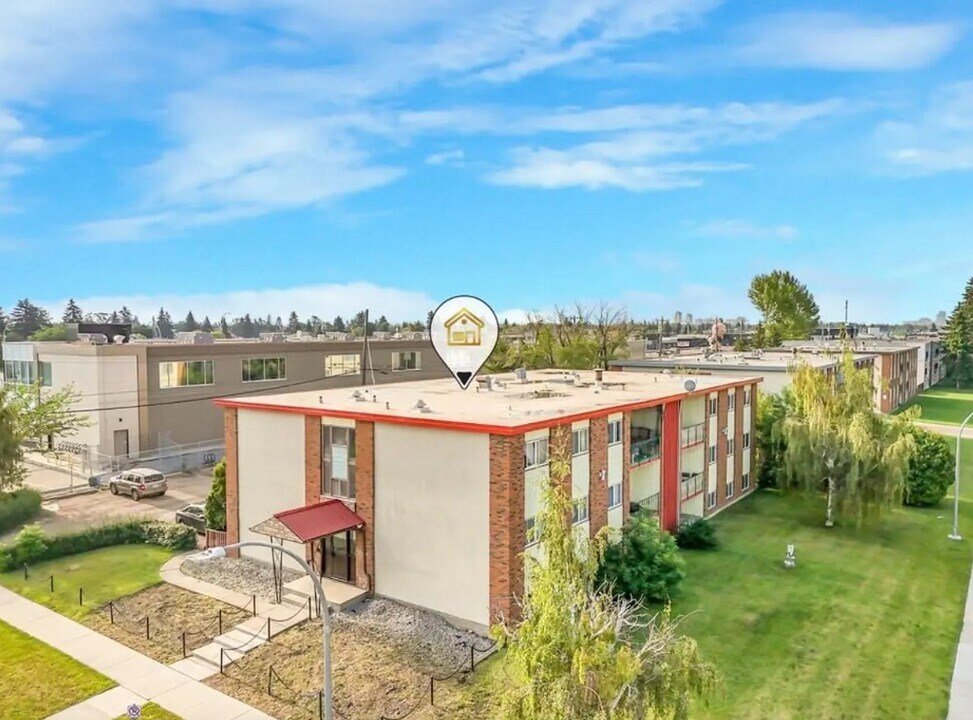 9725-9130 130 Ave NW in Edmonton, AB - Building Photo
