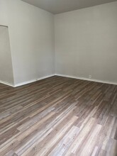 206 E Sabine St in Victoria, TX - Building Photo - Building Photo