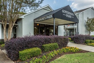 Governor's Park in Little Rock, AR - Foto de edificio - Building Photo