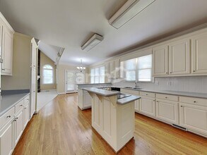 4850 Duncans Lake Dr NE in Buford, GA - Building Photo - Building Photo