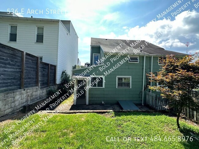 property at 536 E Arch St