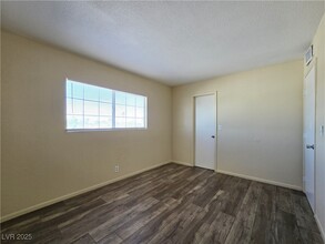 3516 Thomas Ave in North Las Vegas, NV - Foto de edificio - Building Photo