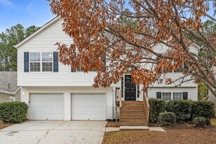 335 Shadowbrooke Cir SW in Loganville, GA - Building Photo