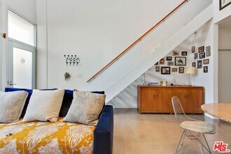 140 S Gramercy Pl-Unit -6 in Los Angeles, CA - Building Photo - Building Photo