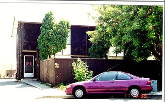 676 Reseda Dr Apartamentos